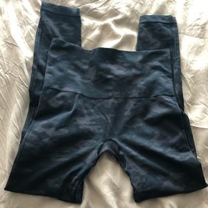 SPANX Camouflage Leggings - Black